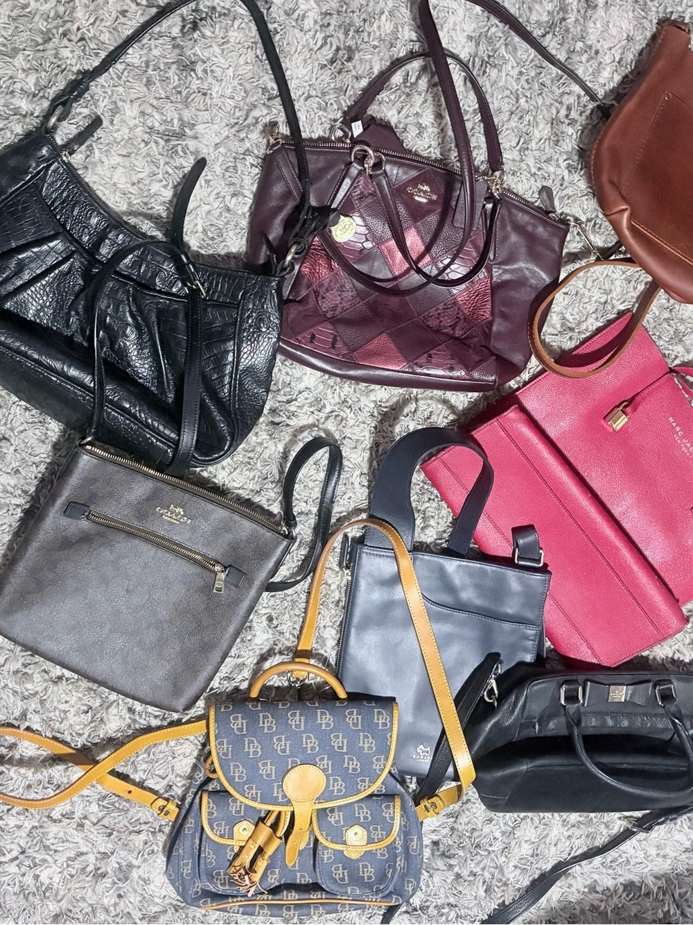 Resellers Bag lot Of Purses Shoulder Bag Handbag